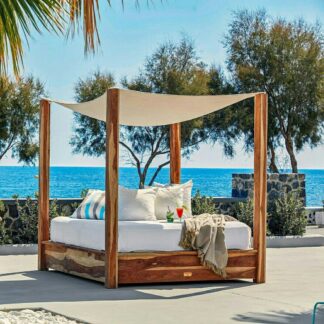 The Perfect Daybed Oasis